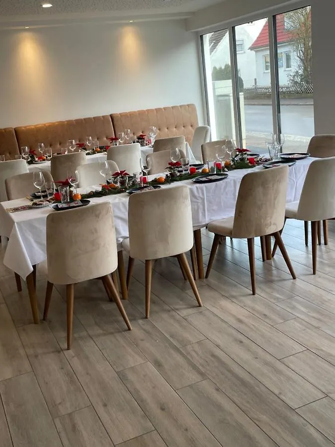 ***  B&S Hotel Weißenhorn ドイツ